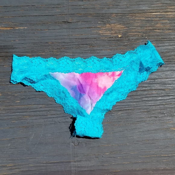 *SOLD* Tie Dye Floral Lace Bralette & Panty Set - Picture 3 of 7